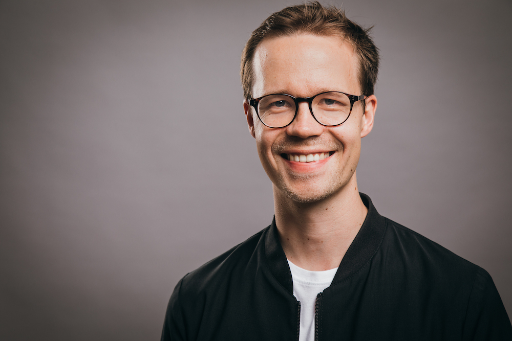 Portraitfoto Laurenz Klause, Psychologischer Psychotherapeut, Privatpraxis Dresden Neustadt